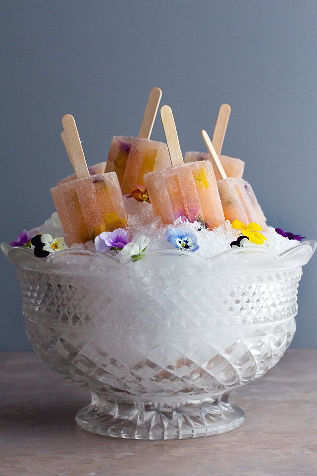 Delicious and Easy to Make Peach Bellini Ice Pop Recipe