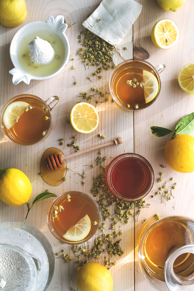 http://honestlyyum.com/wp-content/uploads/2013/12/chamomile.hot_.toddy_.recipe.9.5.jpg