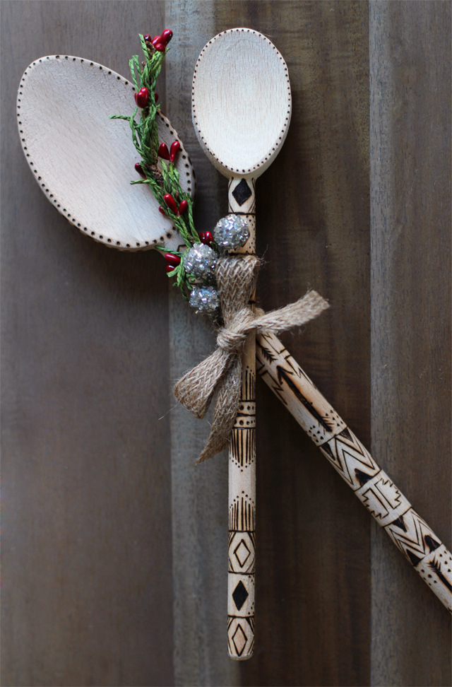 Wood burned spoons pretty DIY - How to gift them creatively - Chalking Up  Success!