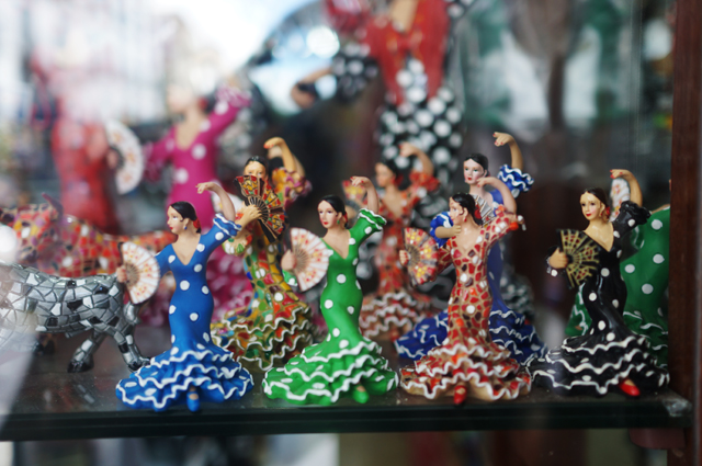 Flamenco figurines