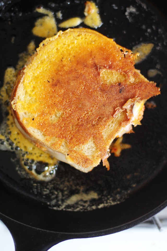 Grilled kimcheese | HonestlyYUM