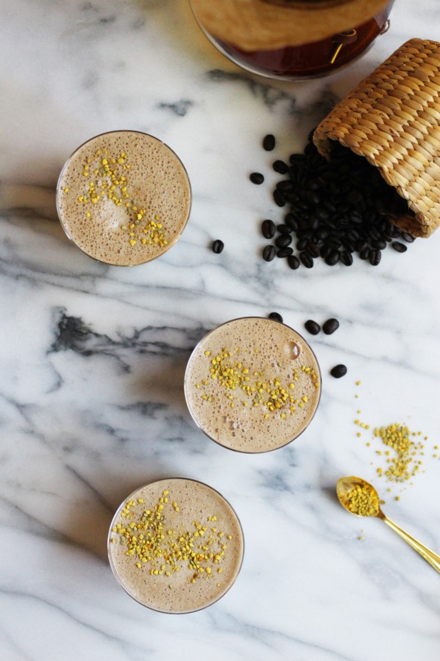 Vegan Coffee Smothies | HonestlyYUM