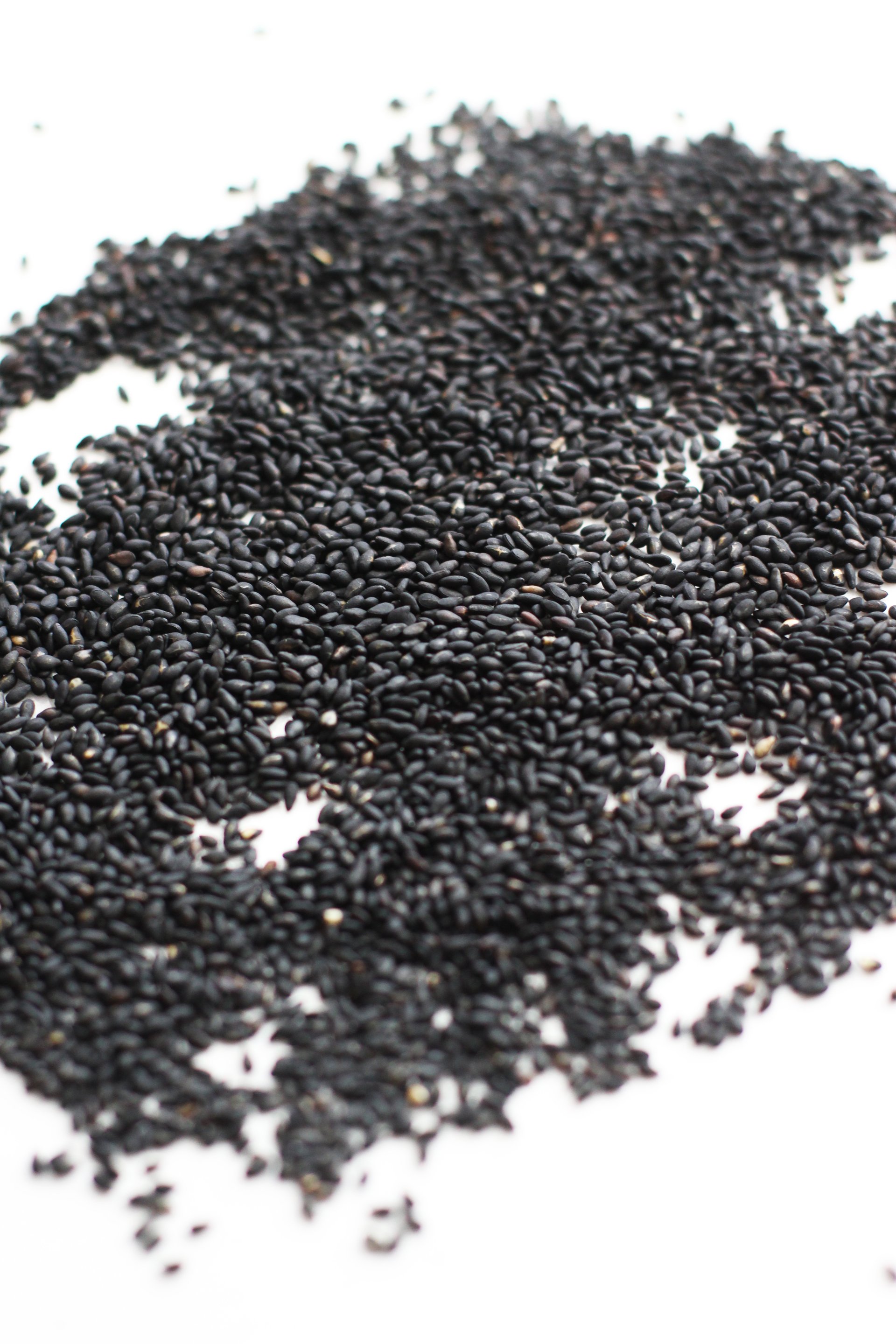 Black sesame seeds | HonestlyYUM