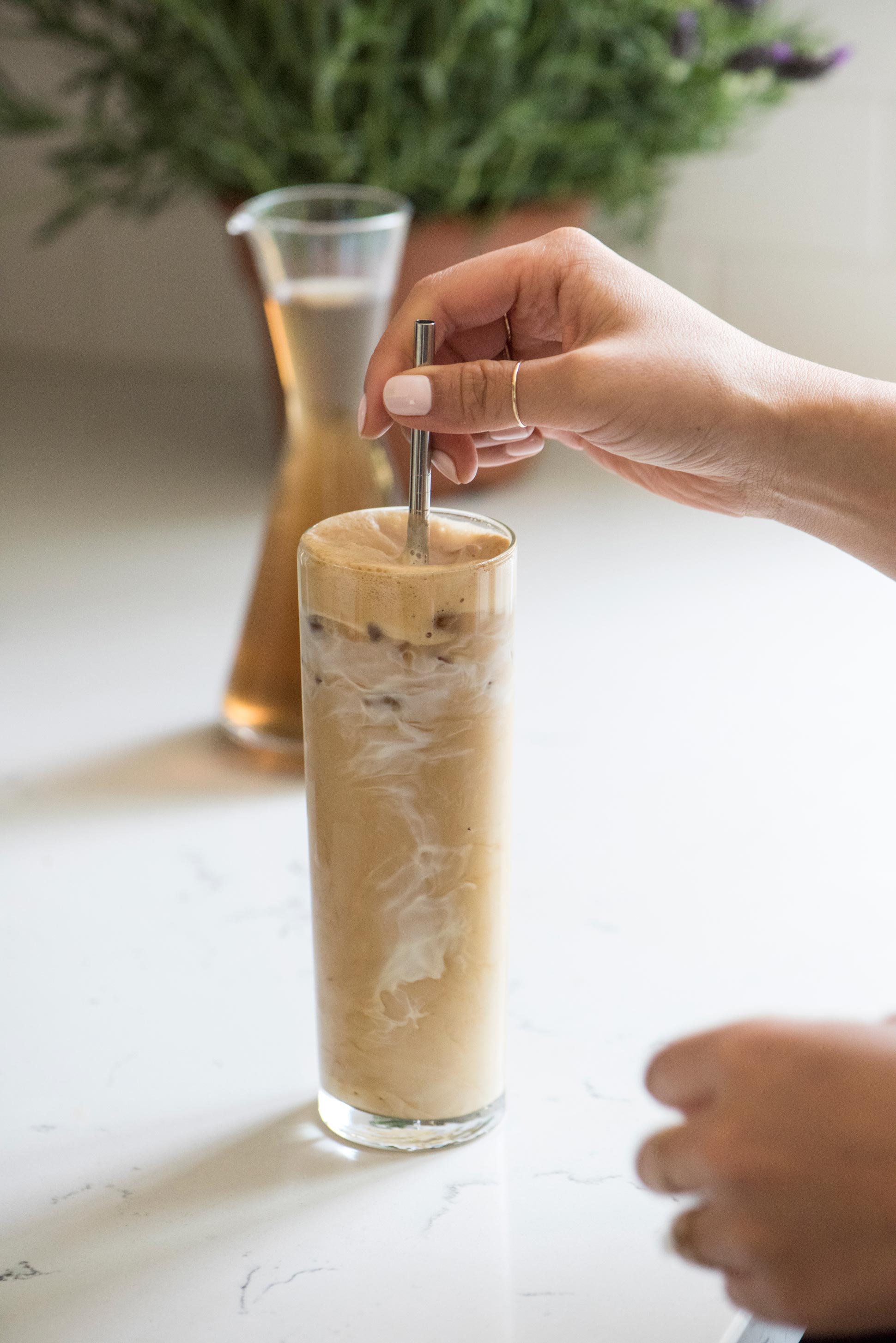 http://honestlyyum.com/wp-content/uploads/2016/05/Lavender-iced-coffee-_-HonestlyYUM-1-1.jpg