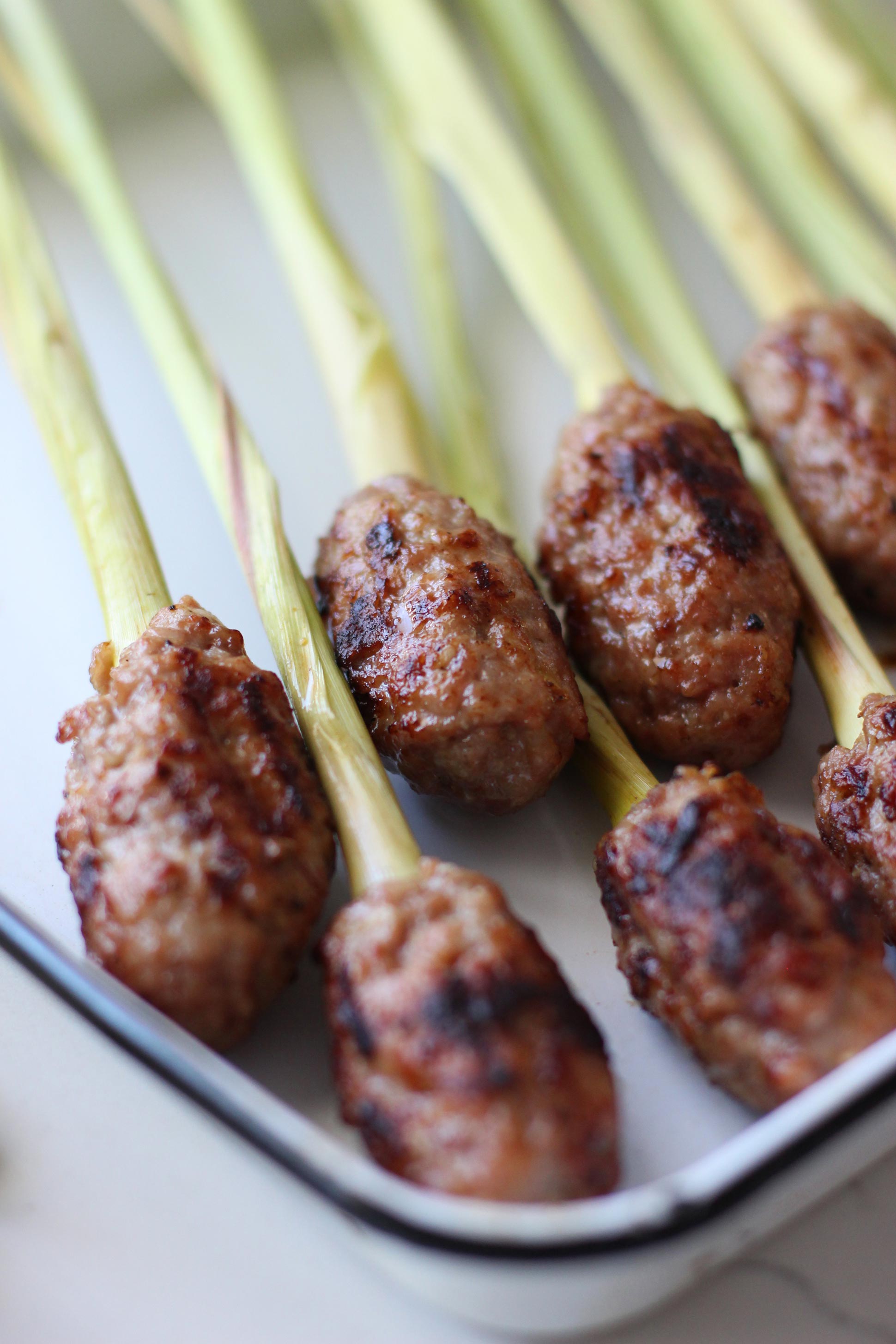 Lemongrass-skewers-_-HonestlyYUM-