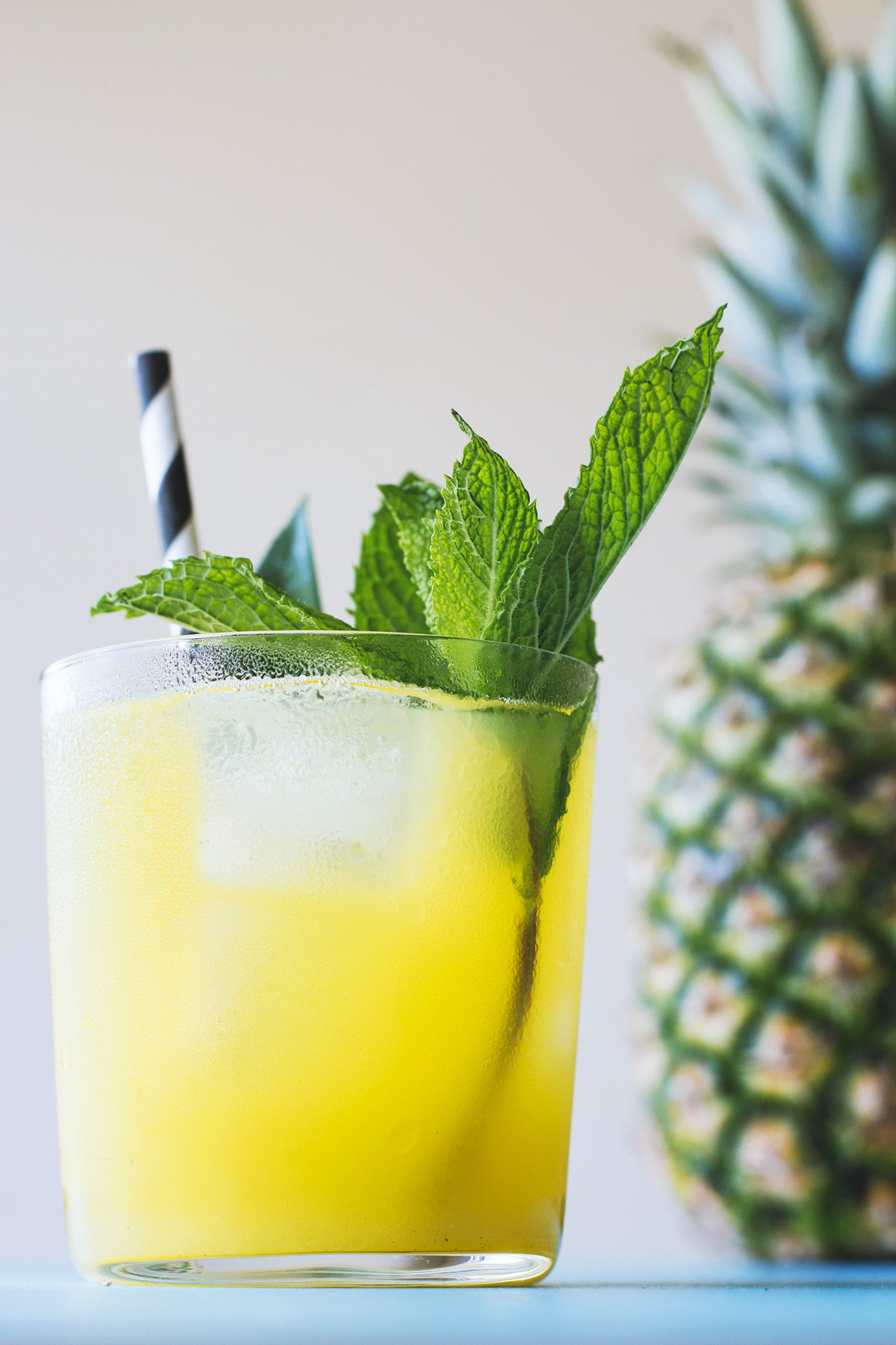 Pineapple Mint Cooler Recipe by HonestlyYUM (honestlyyum.com)