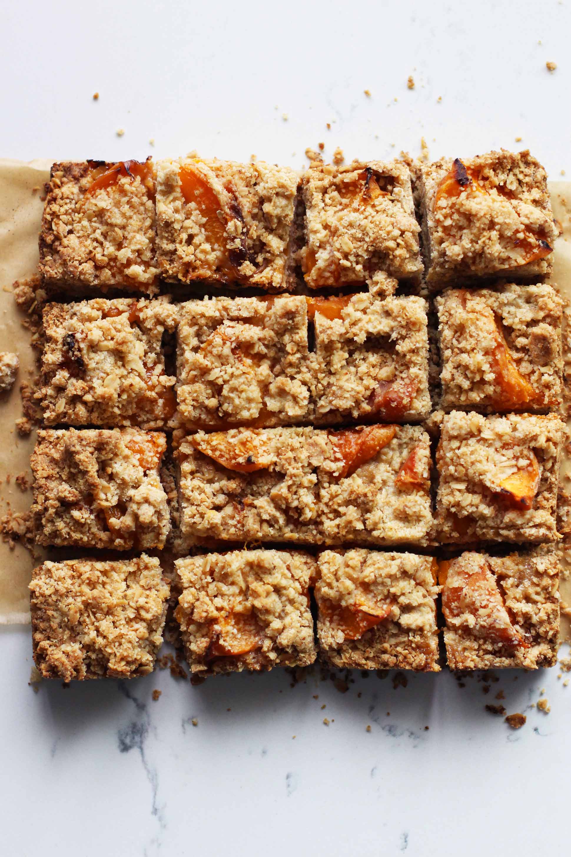 Apricot Oat Bars HonestlyYUM