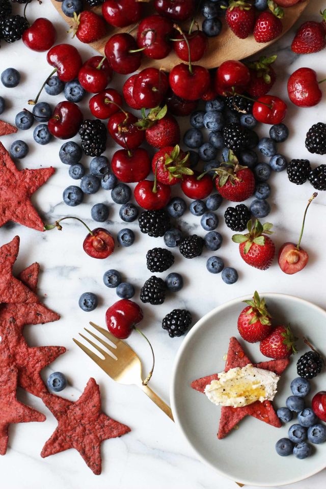 Star-shaped-beet-crackers