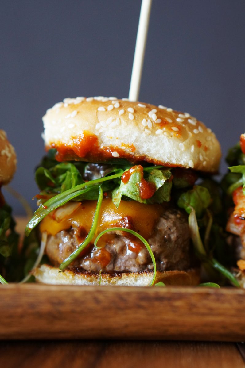 Korean Gochujang BBQ Sliders HonestlyYUM korean-gochujang-bbq-sliders-honestlyyum