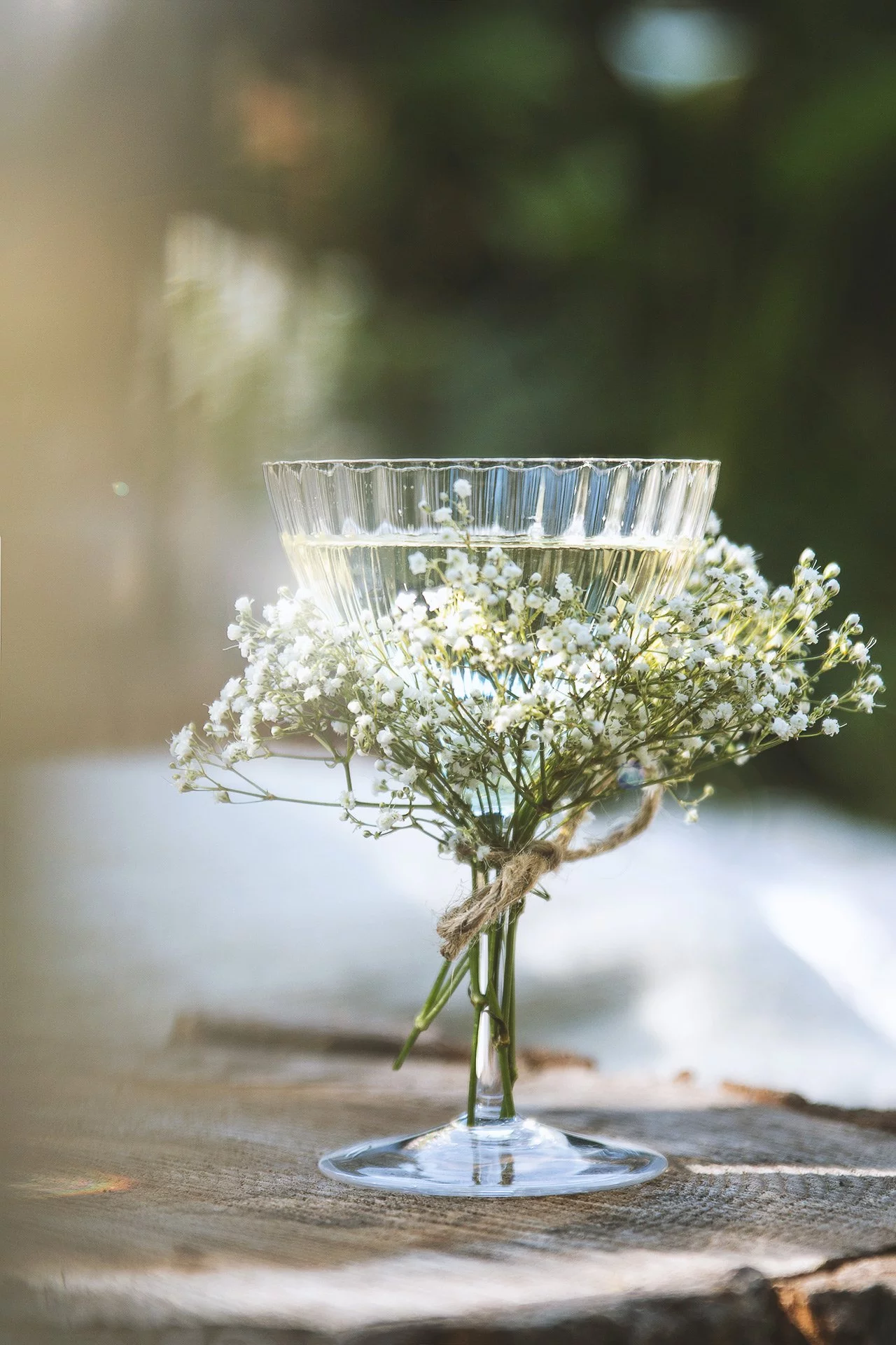 Midsummer Elderflower Cocktail | Elderflower Liqueur Recipes And Cocktails For Spring And Summer