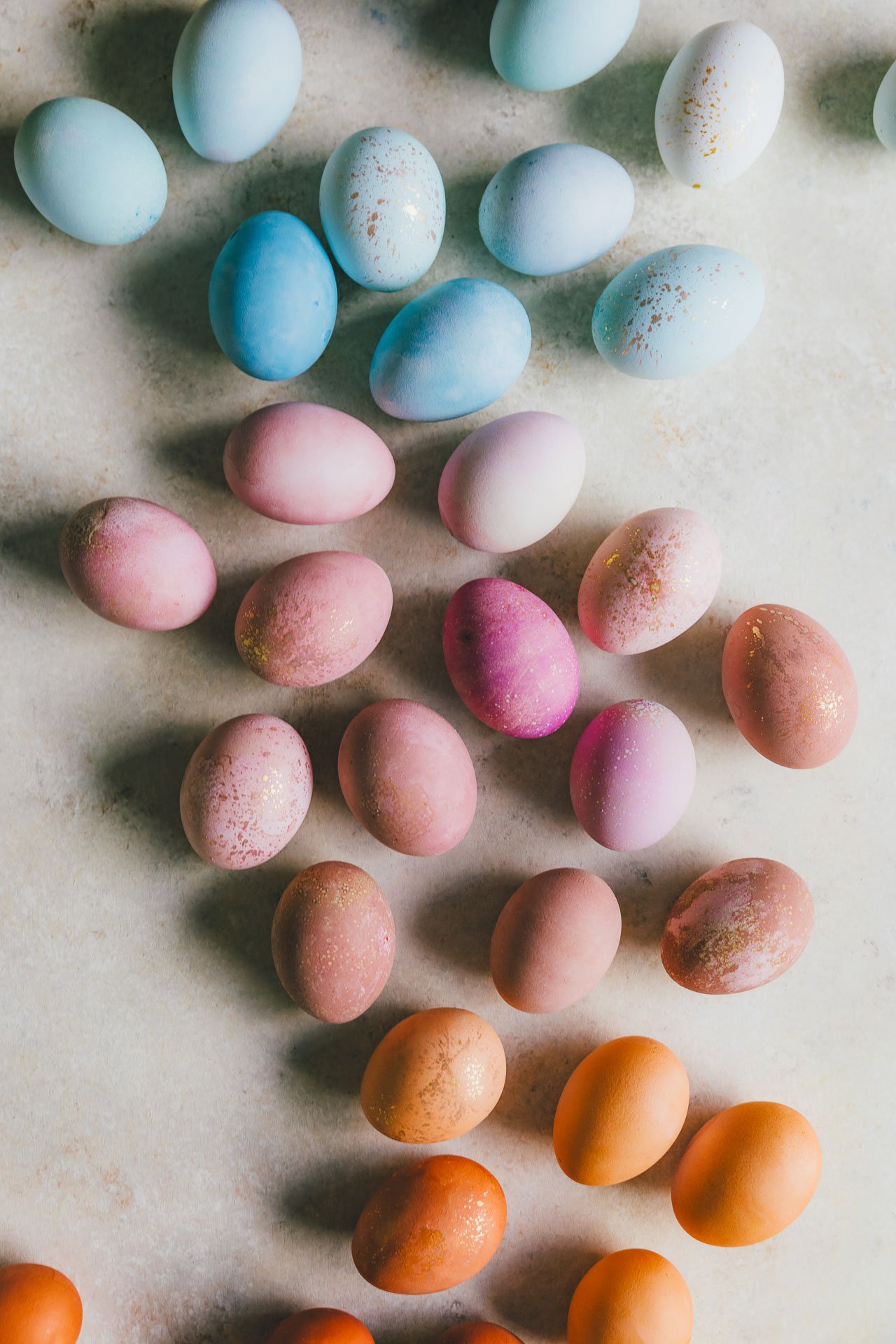 DIY Naturally Dyed Eggs – HonestlyYUM