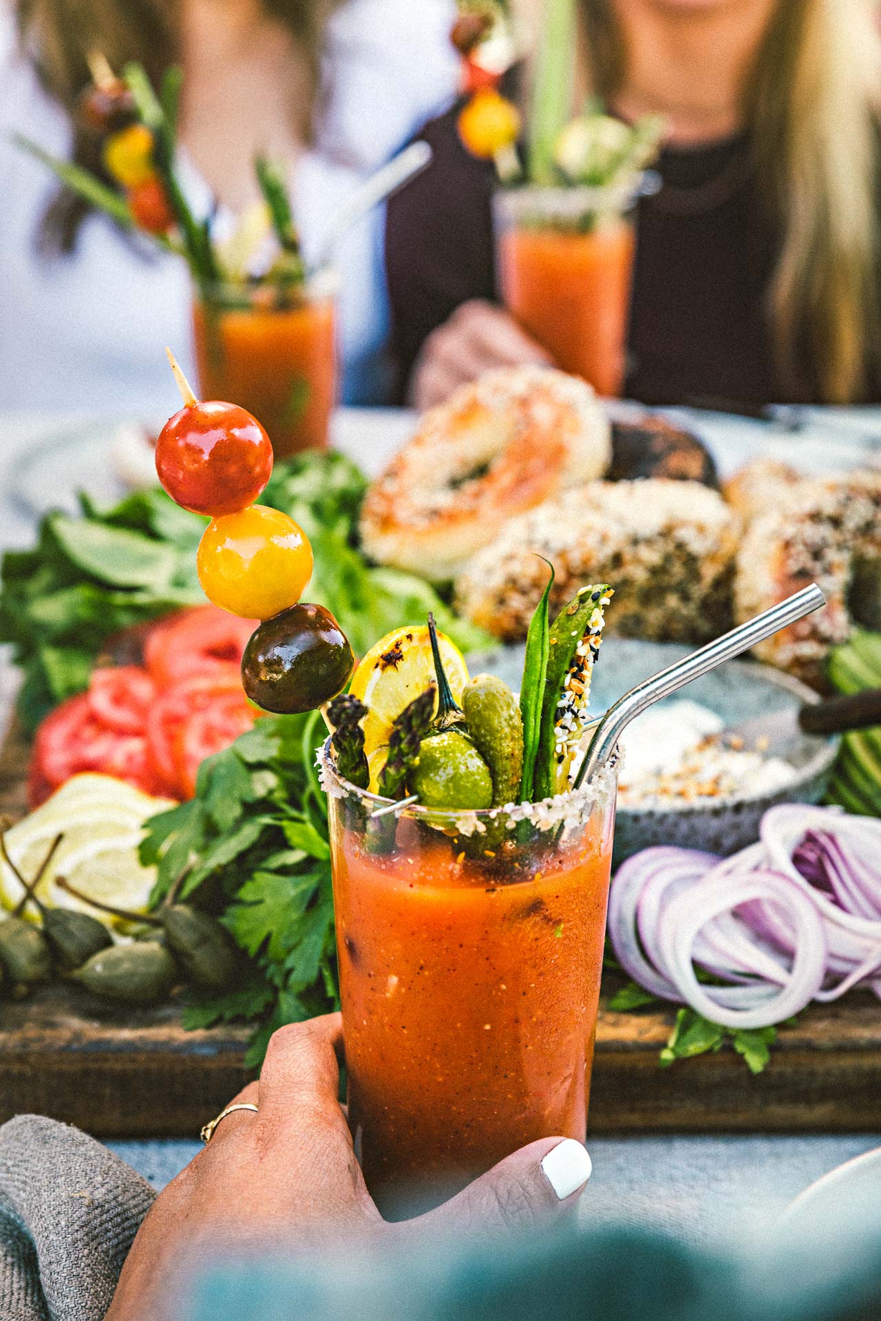 Grilled Bloody Mary | HonestlyYUM (honestlyyum.com) #cocktails #grilling #recipes #bloodymary #vodka