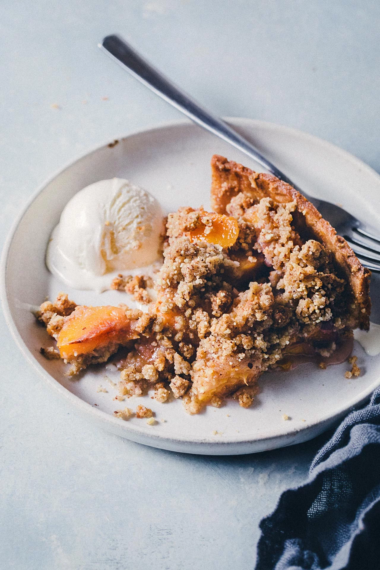 Nectarine Tart with Crumble Topping