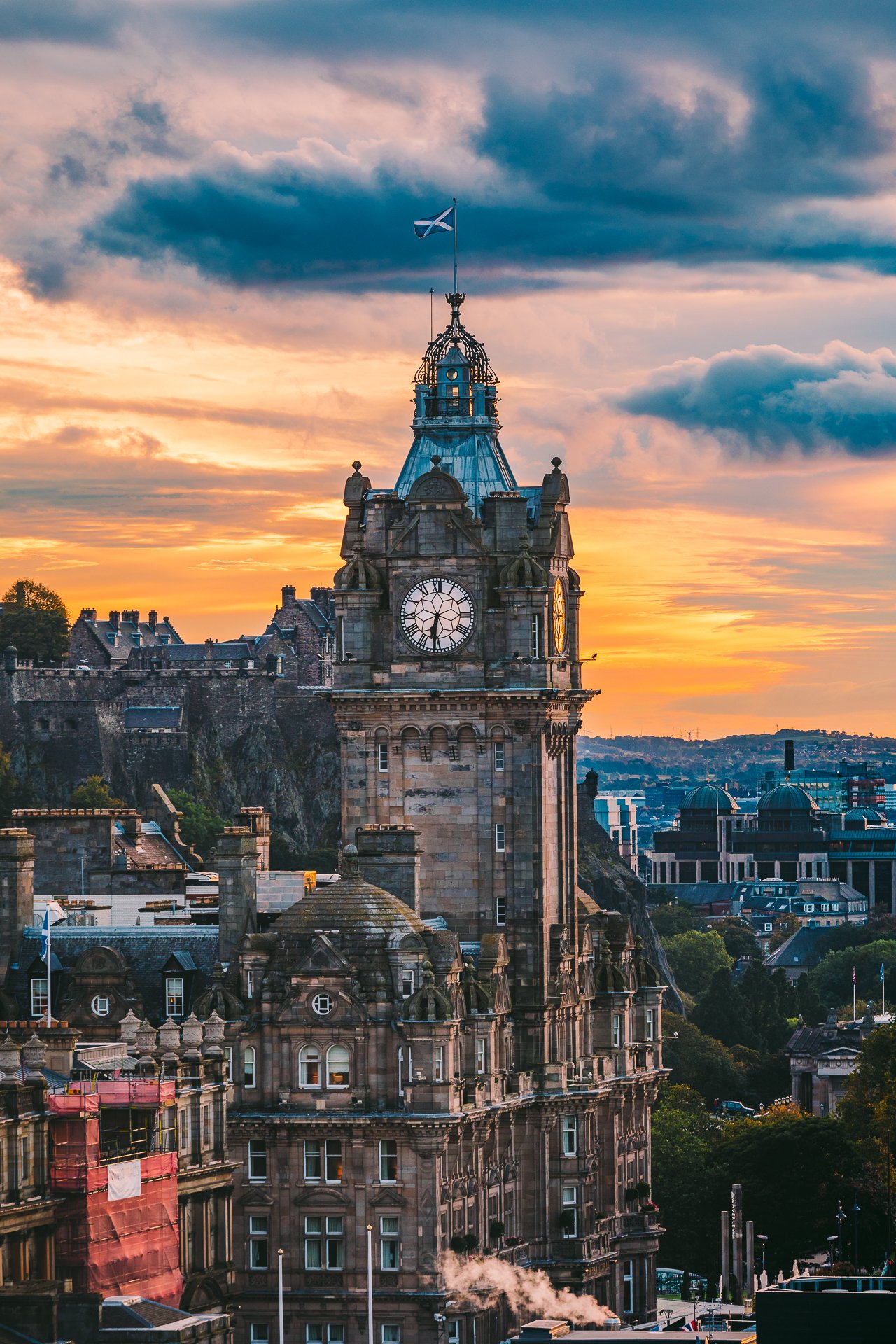 View from Calton Hill, Edinburgh Travel Guide by HonestlyYUM