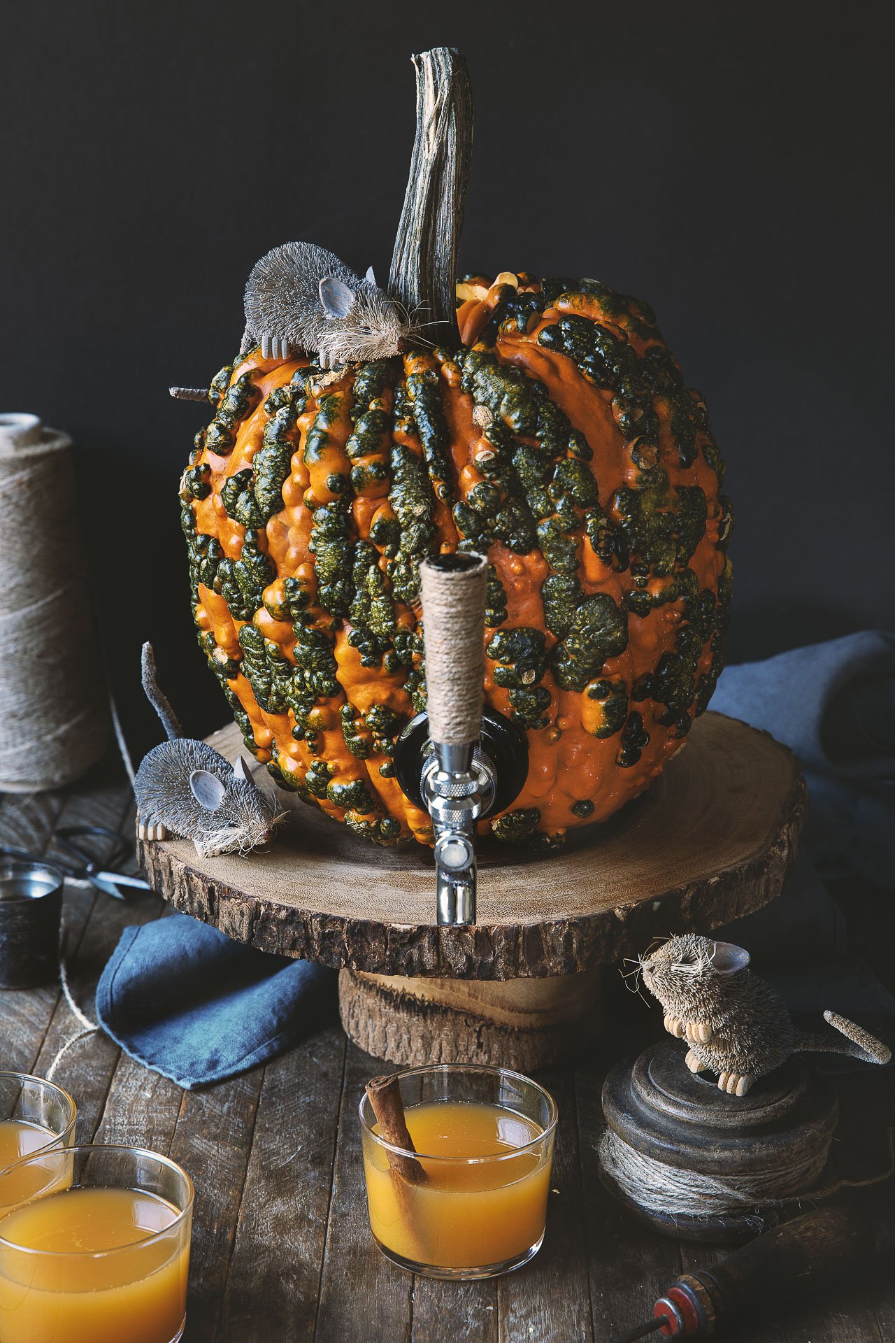 DIY Pumpkin Keg for your next Halloween party!